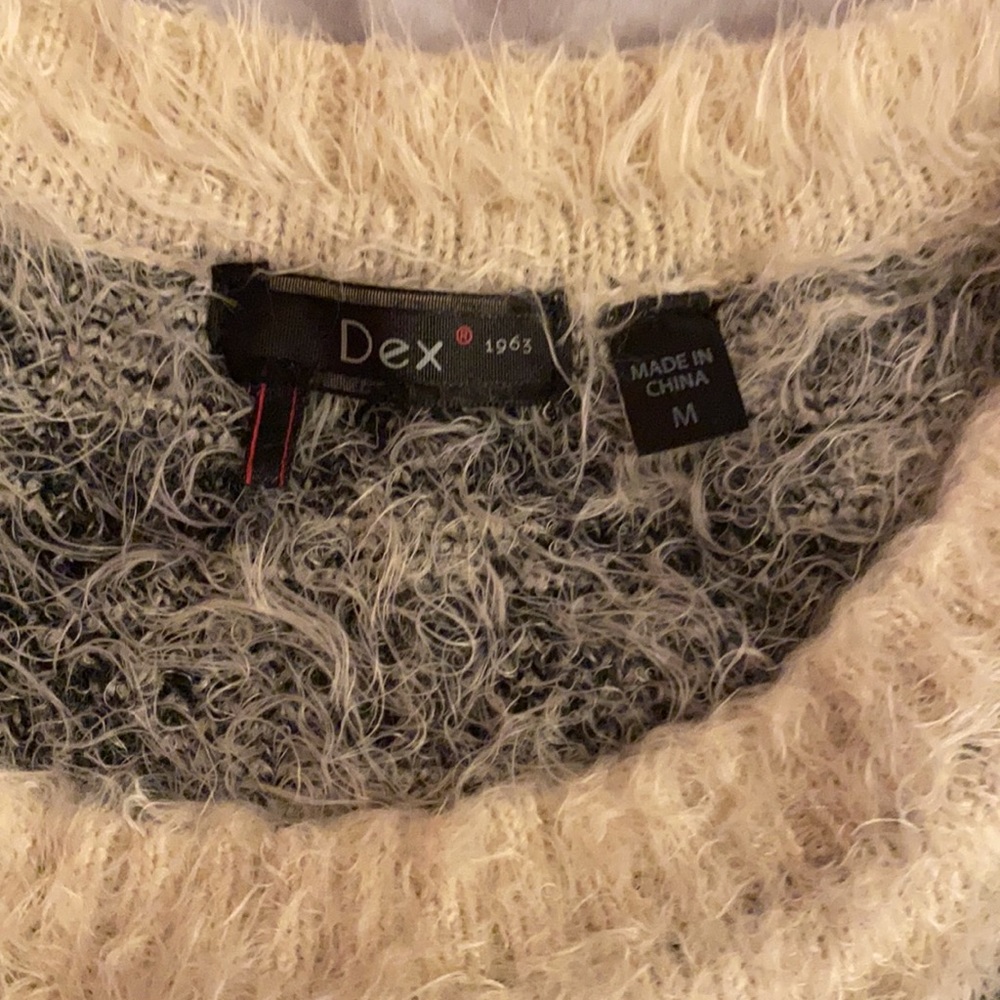 Sweater - Picture 3 of 4